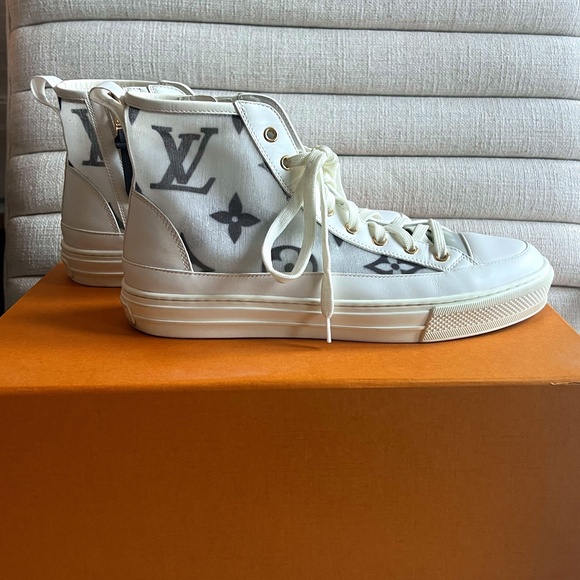 Authentic Women's Louis Vuitton Stellar high top sneakers Sz 39.5 (9.5) - Picture 2 of 9